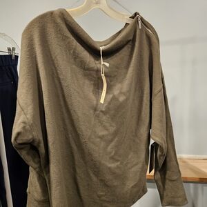 Korye Olive Green Oversized Sweater